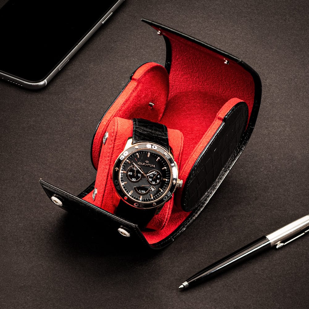 Single watch roll, black croc, lifestyle