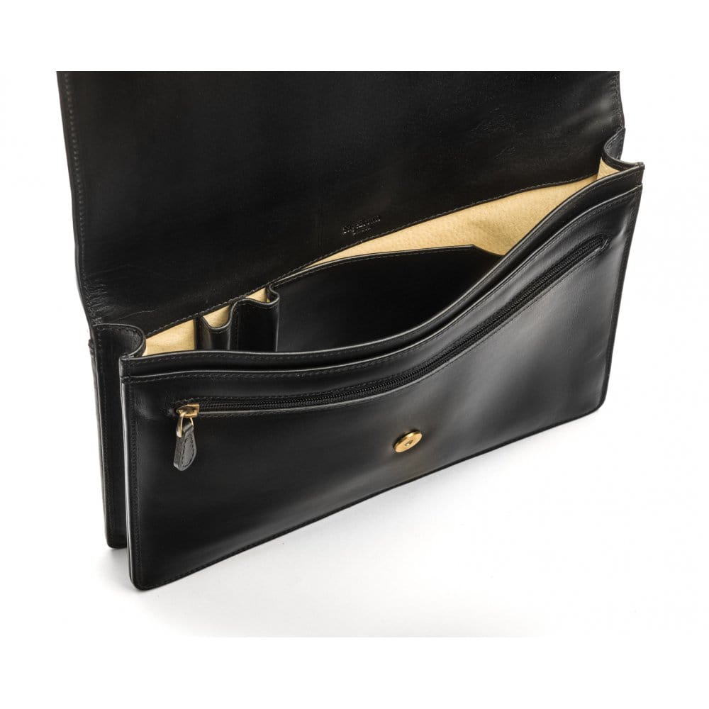 Small leather A4 portfolio case, black, inside