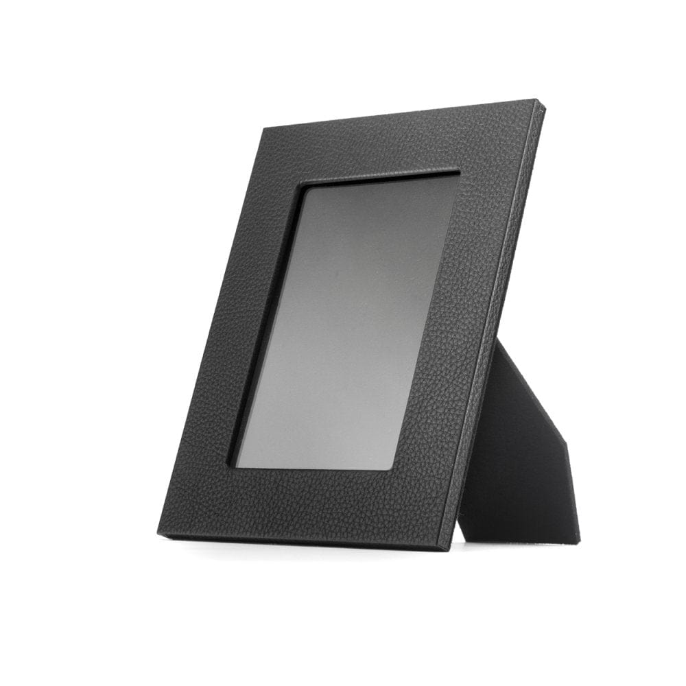 Leather photo frame, black, 6x4", front