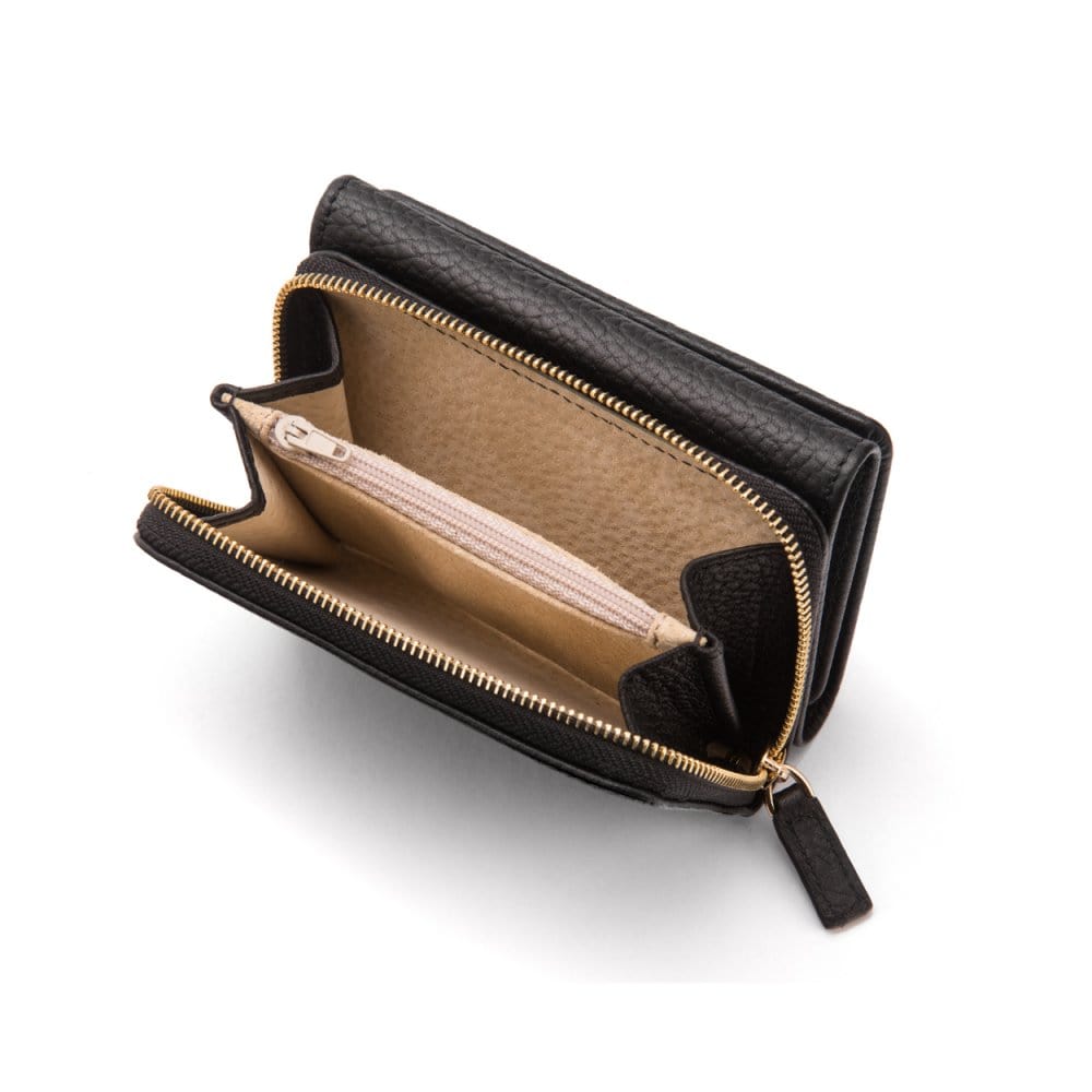 RFID blocking leather tri-fold purse, black, open