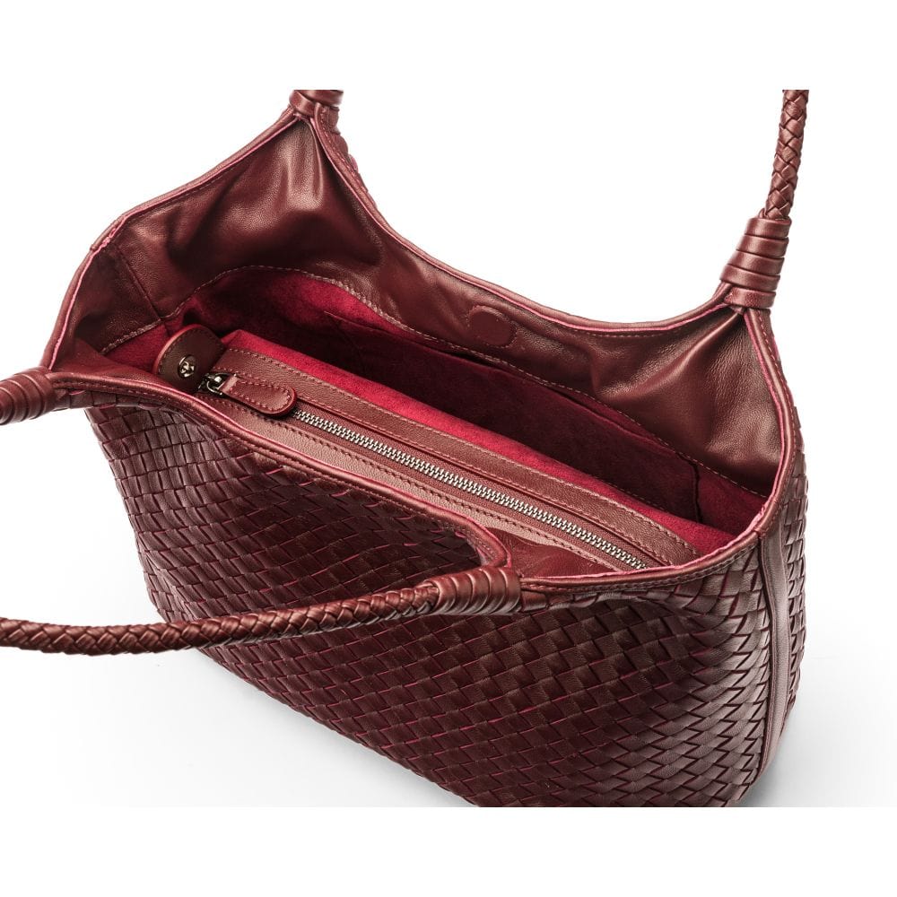Woven leather shoulder bag, burgundy, inside
