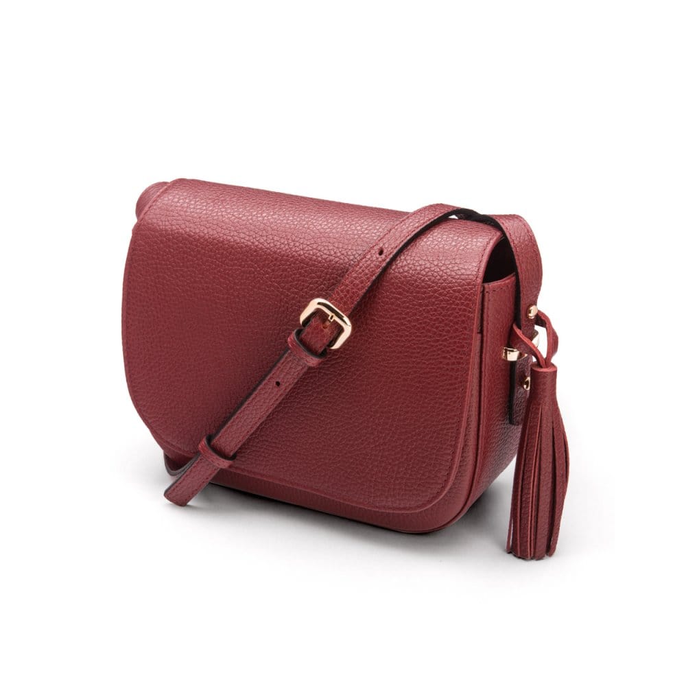 Leather saddle bag, burgundy, side view