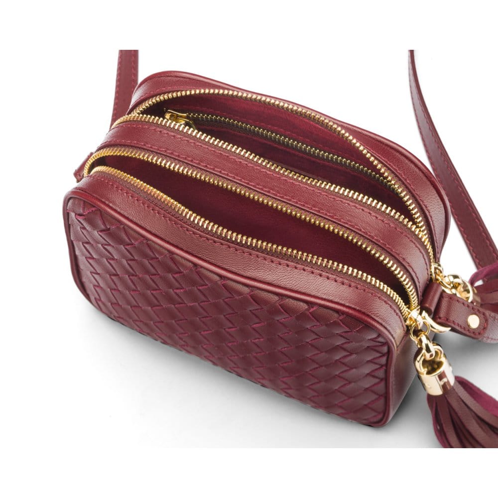Woven leather camera bag, burgundy, inside