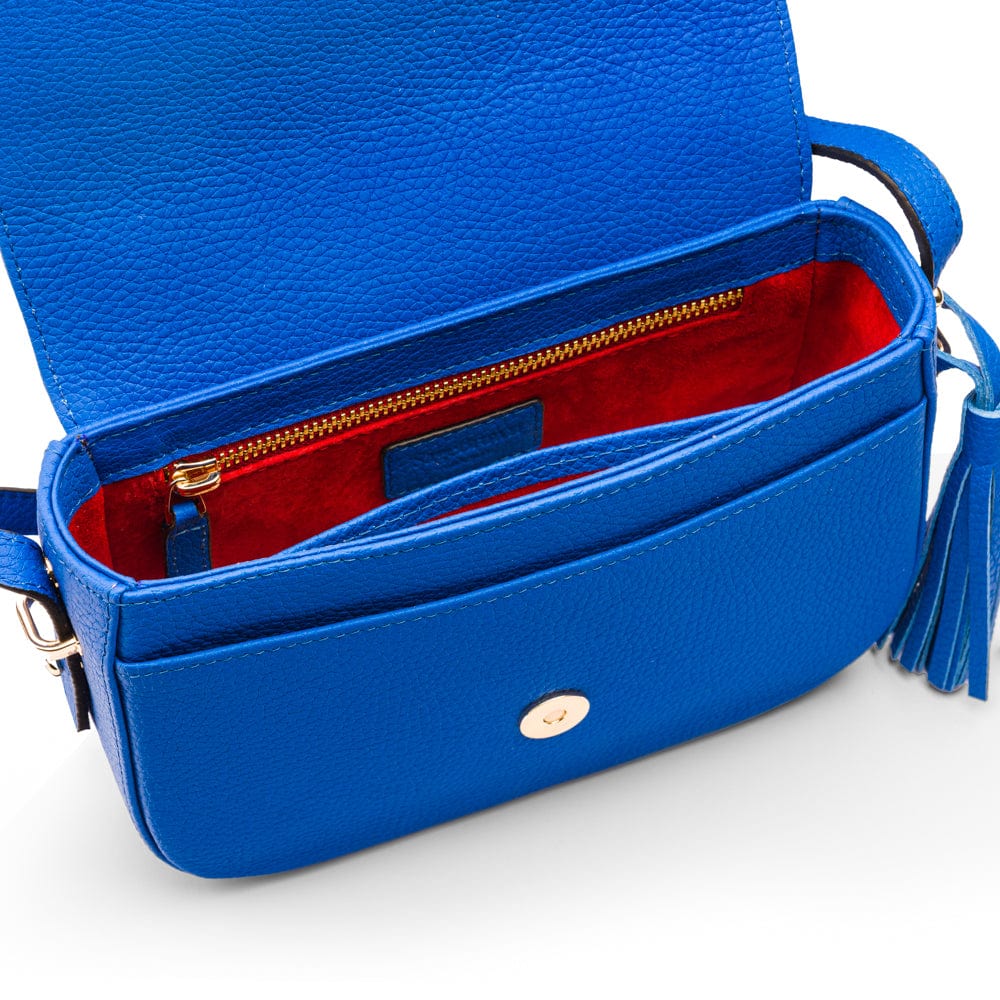 Leather saddle bag, cobalt, inside view