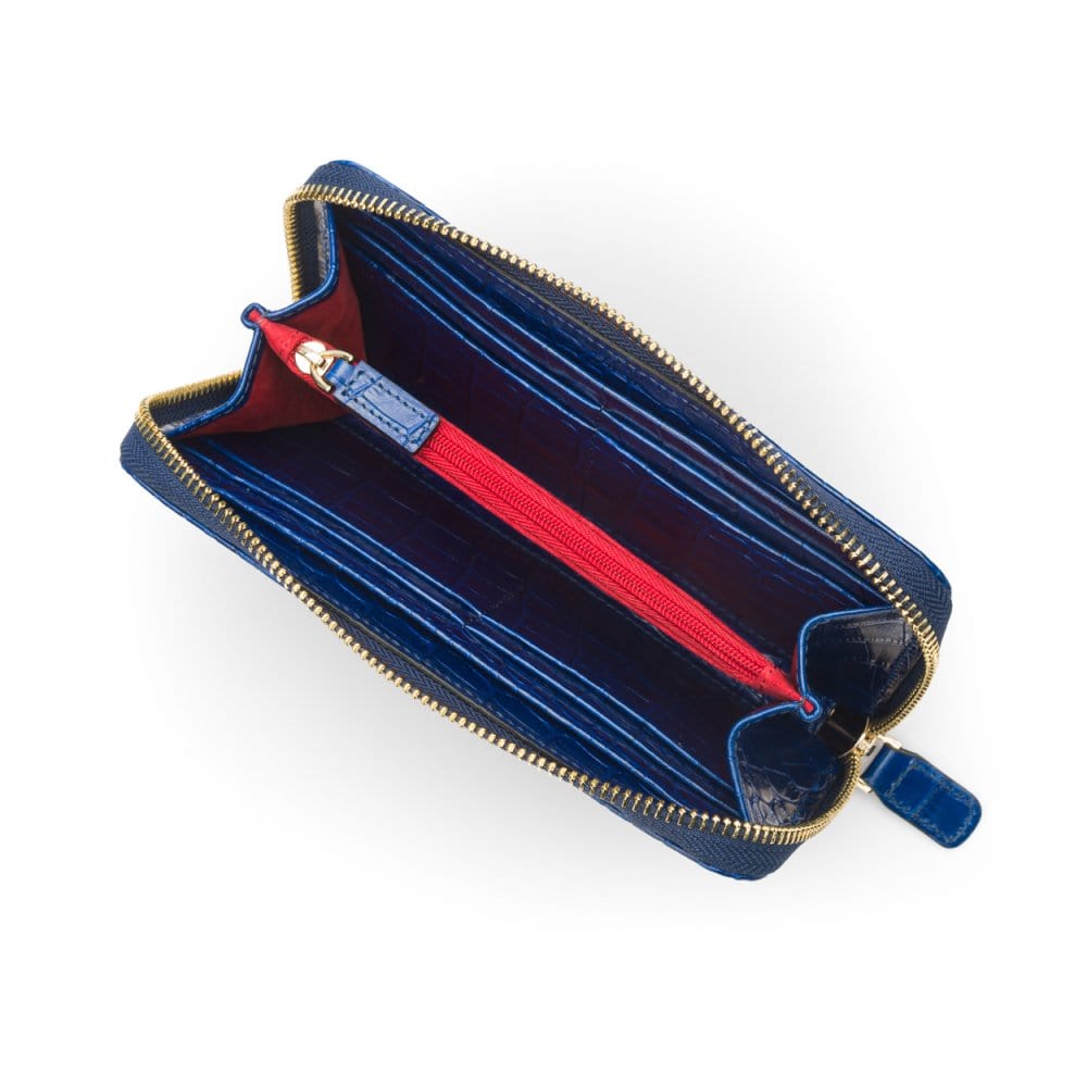 Tall leather zip around accordion purse, cobalt croc, inside