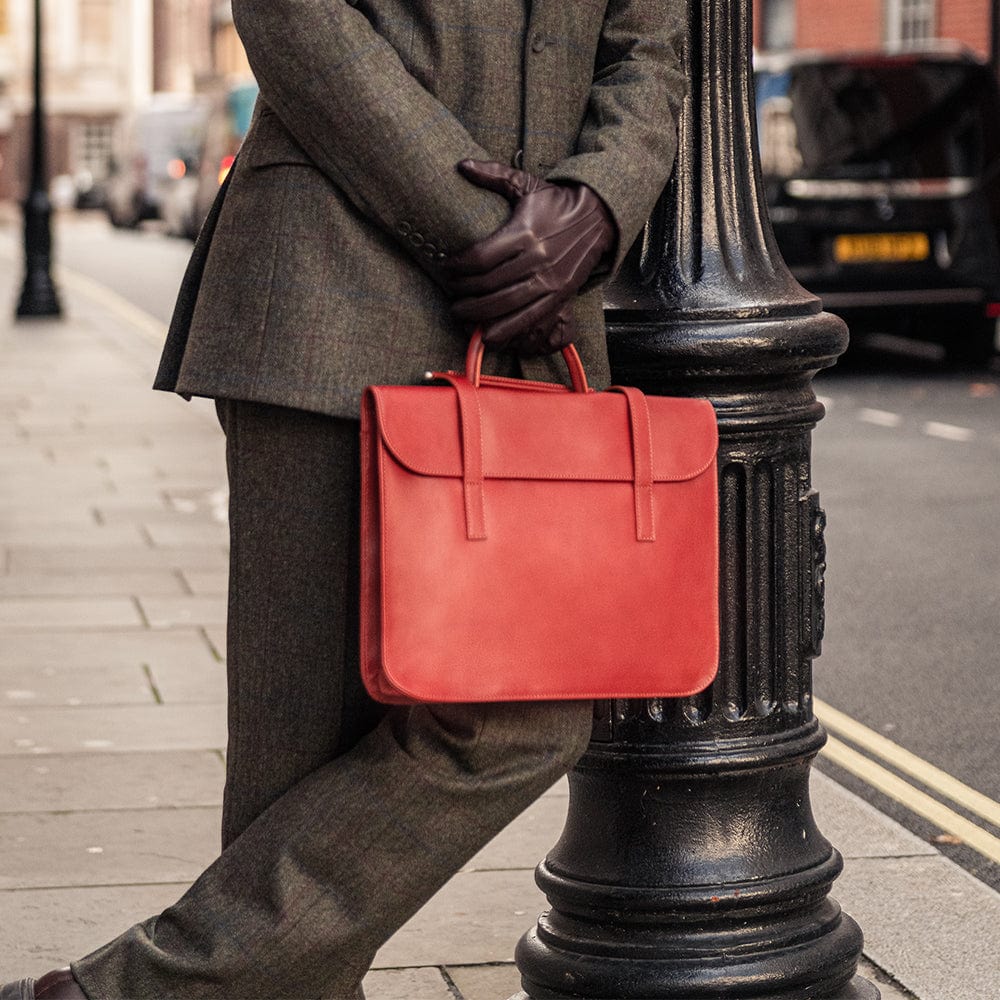 Leather music bag, havana tan, lifestyle