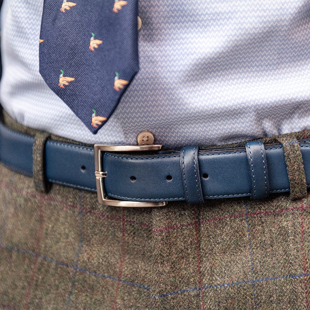 Leather belt with silver buckle, navy, lifestyle
