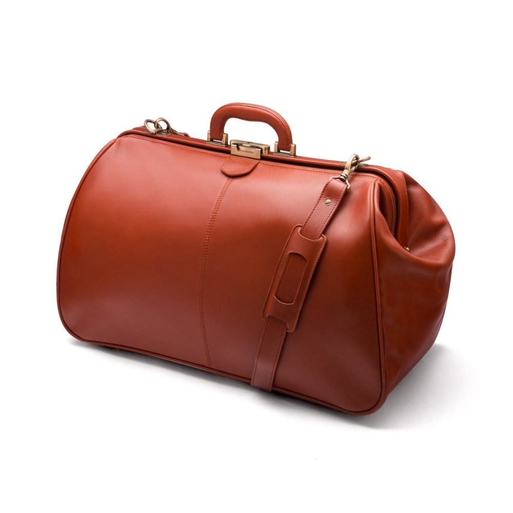 Large leather Gladstone holdall, light tan, with shoulder strap