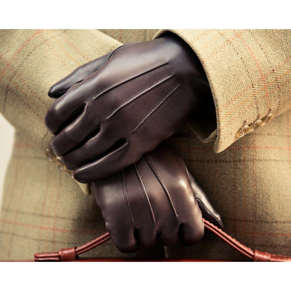 Fur lined leather gloves men&#39;s, brown, lifestyle