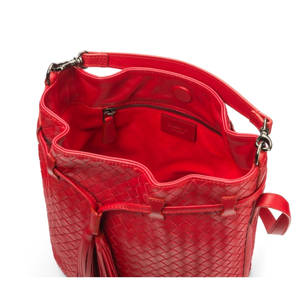 Woven leather bucket bag, red, inside