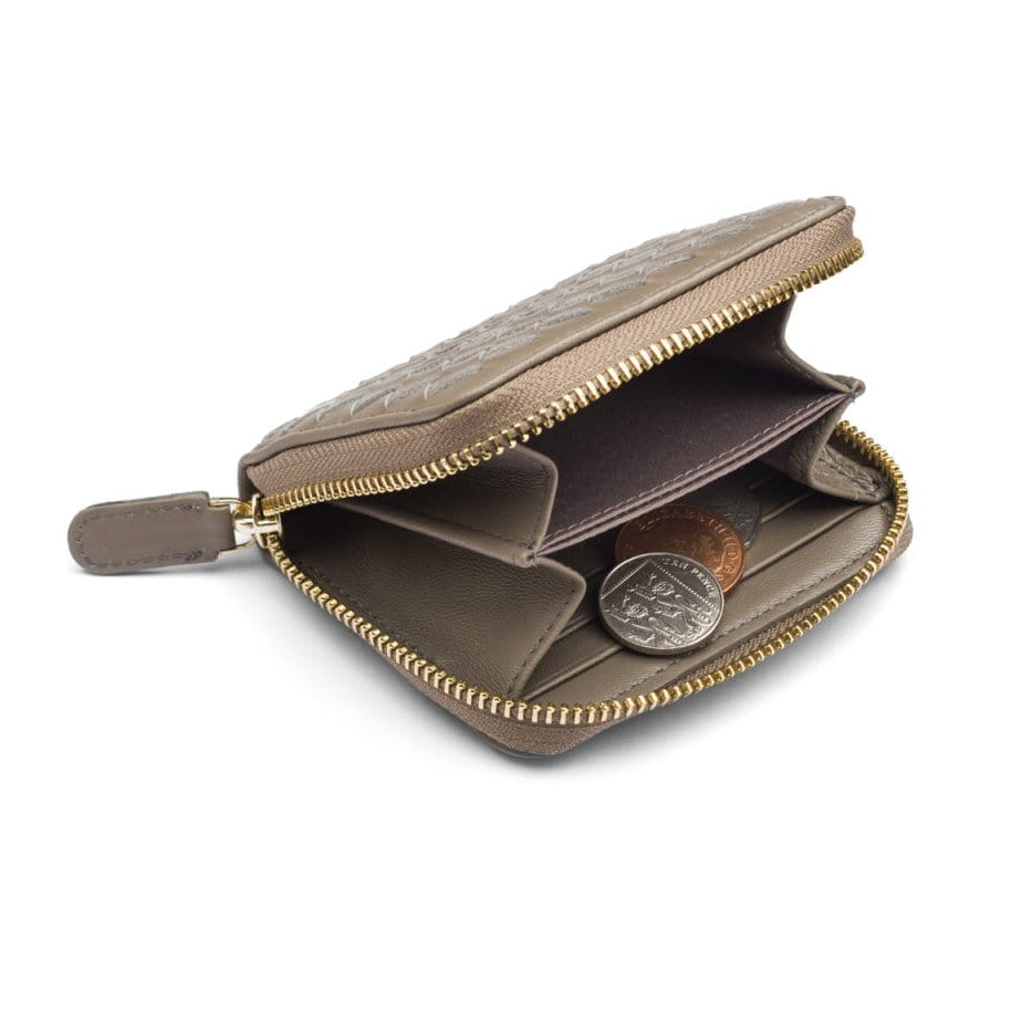 Small zip around woven leather accordion purse, taupe, inside